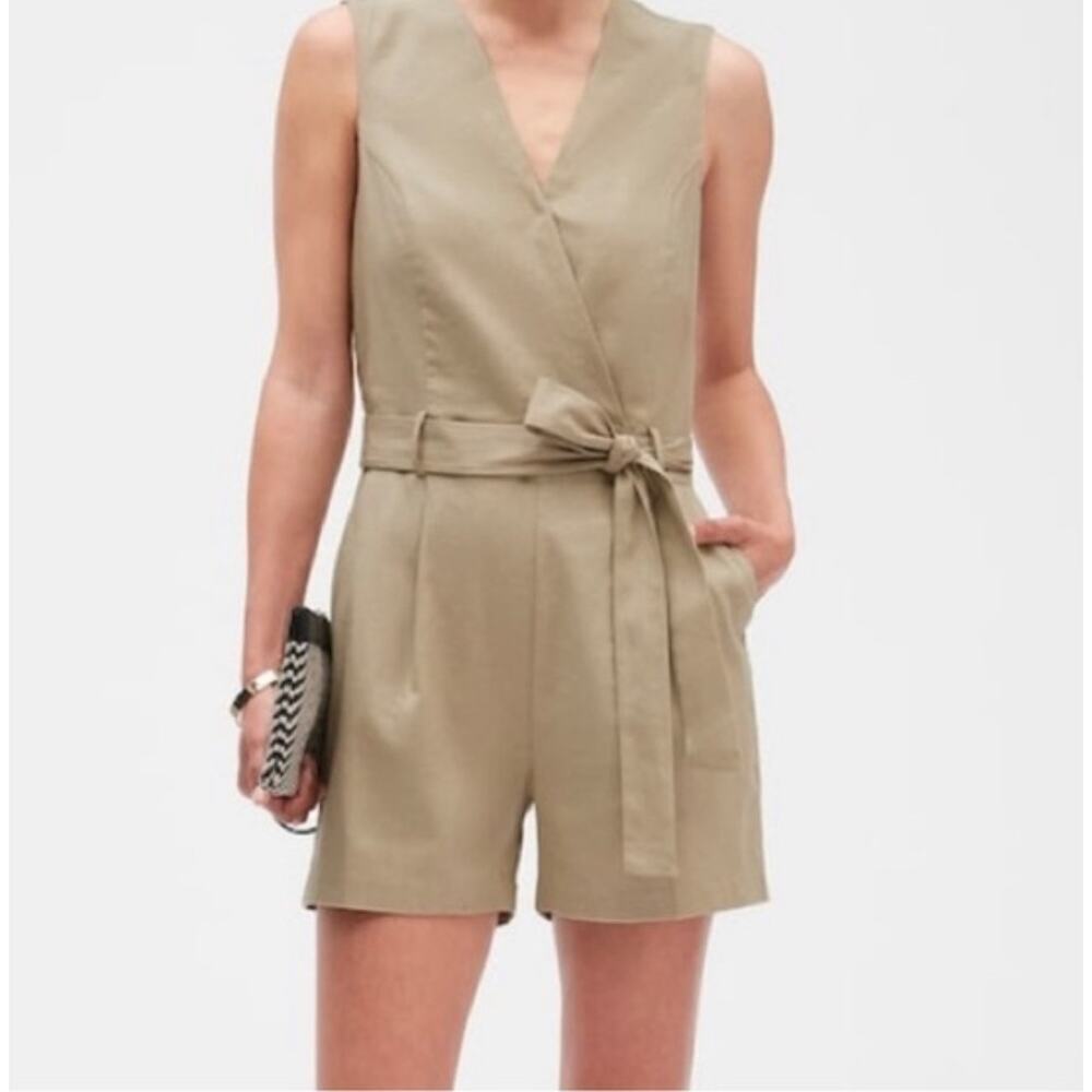 Banana Republic Factory‎ Women's Linen Blend Safari Romper Beige Size 10